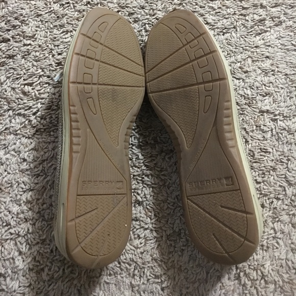 Sperrys - Picture 3 of 4